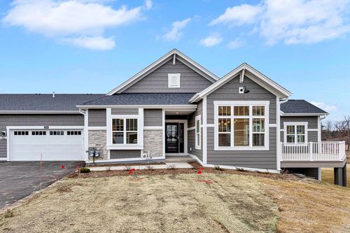 10-2960 N 186th Street, Brookfield, WI, 53045 | Card Image