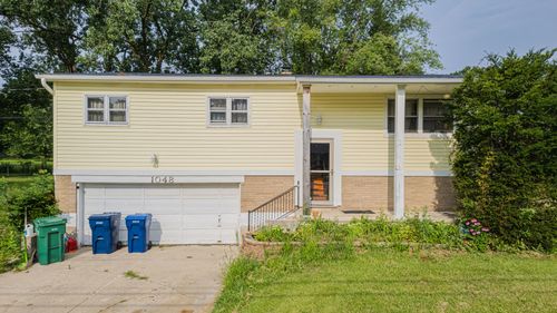 1048 Belle Plaine Ave, Gurnee, IL, 60031-3707 | Card Image