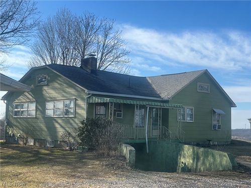 1216 Cisler Dr, Marietta, OH, 45750-9450 | Card Image