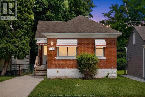 1054 Josephine Ave, Windsor, ON, N9B2L5 | Card Image