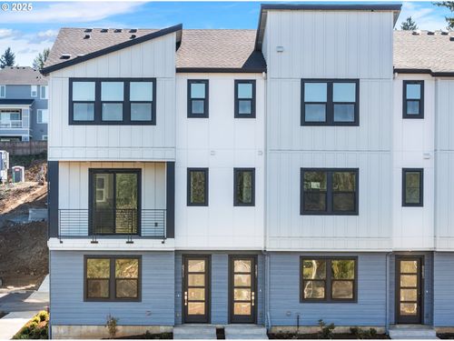 l61-6511 Nw Olympic Ln, Camas, WA, 98607-4005 | Card Image