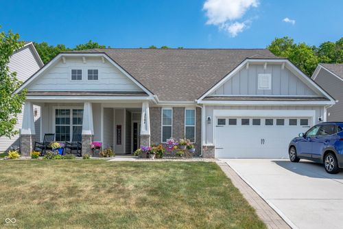 2584 Lanai Ln, Greenwood, IN, 46143-5020 | Card Image