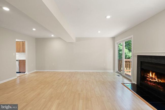 7390 Stream Way, Townhouse with 3 bedrooms, 4 bathrooms and null parking in SPRINGFIELD VA | Image 10