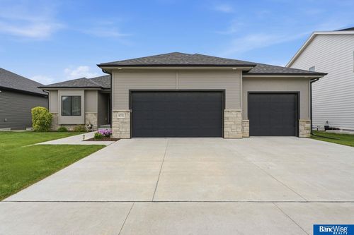 8731 S 82nd St, Lincoln, NE, 68516-1995 | Card Image