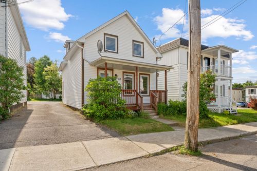 64Z Rue Thibodeau, Sainte Agathe des Monts, QC, J8C2L9 | Card Image