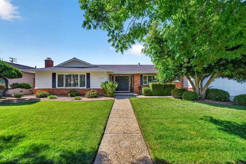 1355 Robsheal Drive, San Jose, CA, 95125 | Card Image