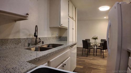 213-6330 Genesee Ave, San Diego, CA, 92122-3448 | Card Image