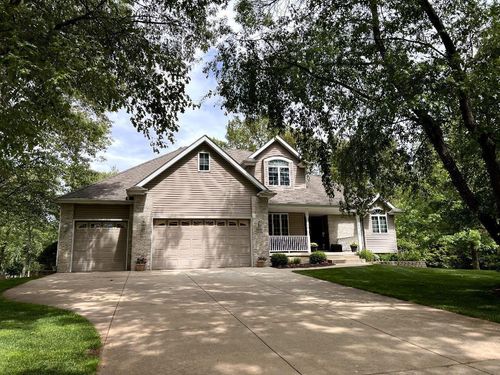 9800 Crestwood Cir, DeMotte, IN, 46310-8211 | Card Image