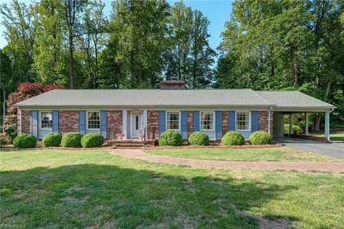 1019 Sherwood Dr, Reidsville, NC, 27320-5439 | Card Image