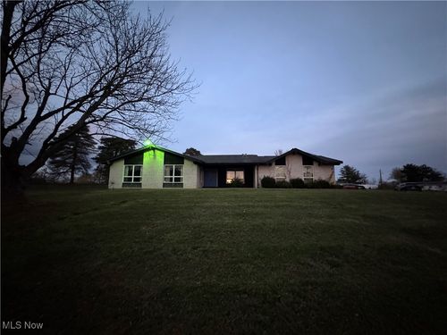 67831 Hill N Dale Dr, Saint Clairsville, OH, 43950-8739 | Card Image