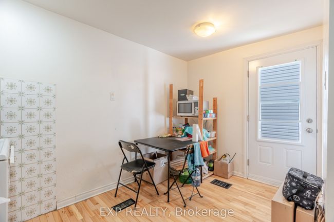 92 Cambridge St N, Home with 3 bedrooms, 2 bathrooms and 3 parking in Ottawa ON | Image 18