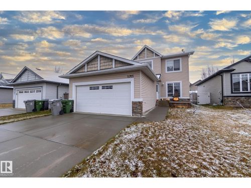 {{alt}} | Card Image