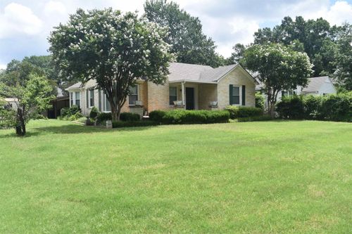 386 N Highland St, Memphis, TN, 38122-4523 | Card Image