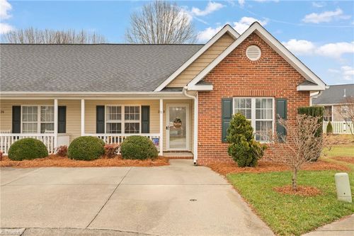 2428 Wynbrook Square Court, Winston Salem, NC, 27103 | Card Image