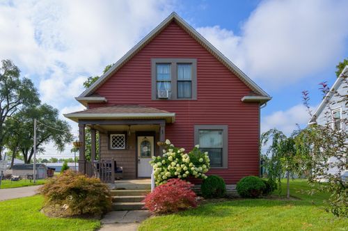 1103 W Oak St, Union City, IN, 47390-1239 | Card Image