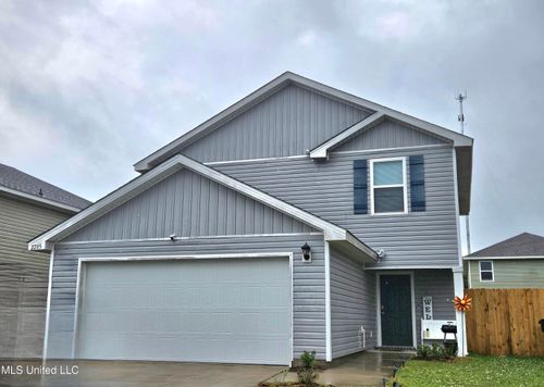 2205 Magazine St, Ocean Springs, MS, 39564-3621 | Card Image