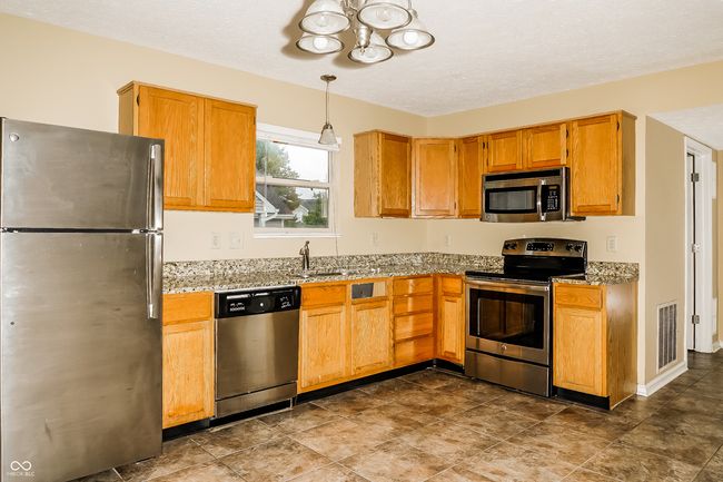 6632 Gadsen Ct, House other with 3 bedrooms, 3 bathrooms and null parking in Plainfield IN | Image 7