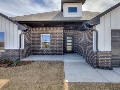 2004 W Flintlock Way, Mustang, OK, 73064-5605 | Card Image