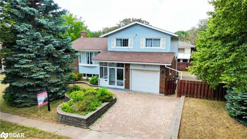 6307 Carolyn Ave, Niagara Falls, ON, L2E5H6 | Card Image