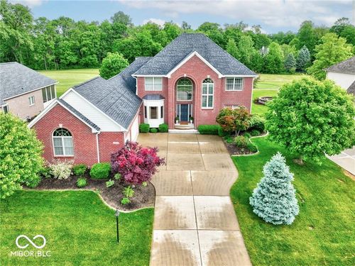 11154 Turfgrass Way, Indianapolis, IN, 46236-8321 | Card Image