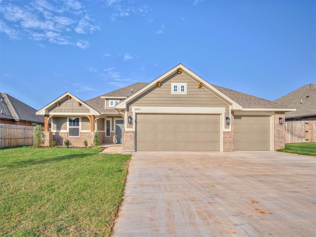 Creekview Trl, Moore, OK 73160