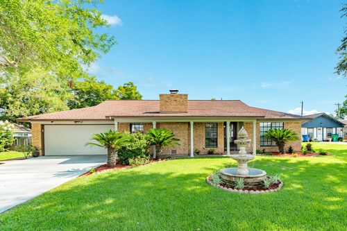1508 Azalea St, Sweeny, TX, 77480-1004 | Card Image