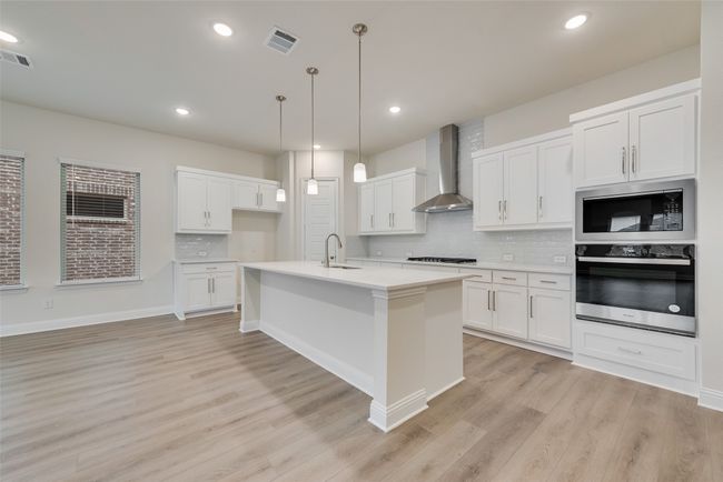 7116 Manhattan Dr, House other with 3 bedrooms, 3 bathrooms and null parking in Rowlett TX | Image 7