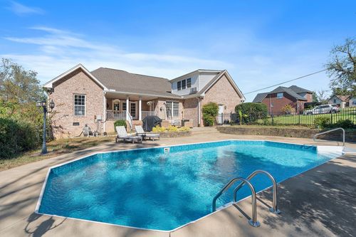 262 Bayhill Dr, Gallatin, TN, 37066-4742 | Card Image