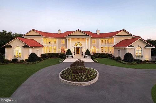 9431 Newbridge Dr, POTOMAC, MD, 20854-4460 | Card Image