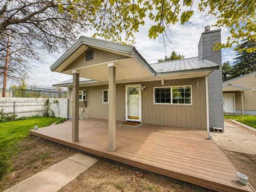 1920 Cliff St, Baker City, OR, 97814-4510 | Card Image
