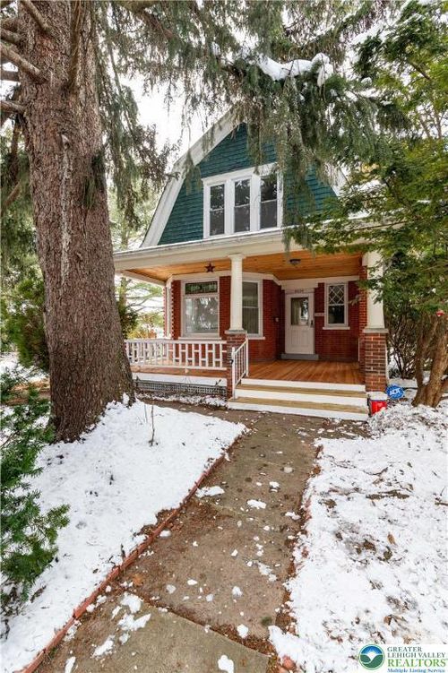 2020 Whitehall Ave, ALLENTOWN, PA, 18104-1136 | Card Image