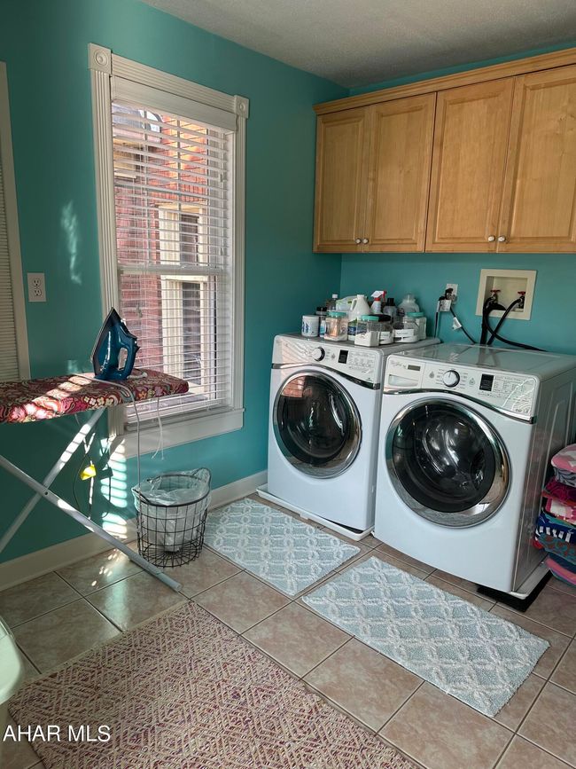 701 Spang St, House other with 8 bedrooms, 8 bathrooms and null parking in Roaring Spring PA | Image 59