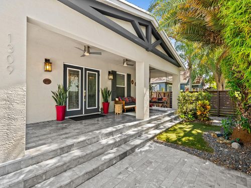 1309 Ne 3rd St, Fort Lauderdale, FL, 33301-1781 | Card Image