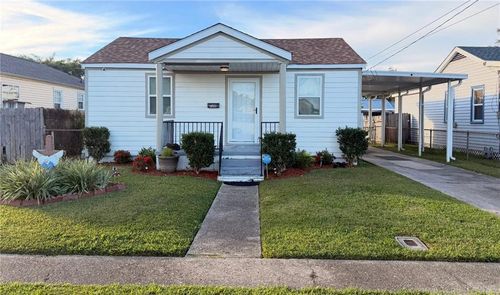 720 Keller Ave, Westwego, LA, 70094-4704 | Card Image