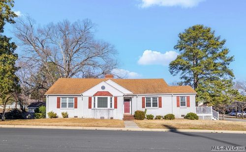 112 E 7th St, Roanoke Rapids, NC, 27870-2830 | Card Image