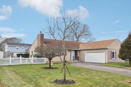 409 Sinclair Ave, Lanoka Harbor, NJ, 08734-1931 | Card Image