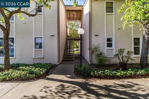 4-375 Camelback Rd, Pleasant Hill, CA, 94523-1319 | Card Image