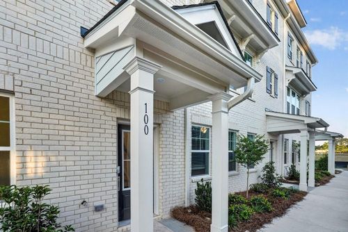 100 Epperly Way, Tucker, GA, 30084-3785 | Card Image