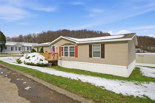 900 Birch Dr, Cranberry Township, PA, 16066-7206 | Card Image