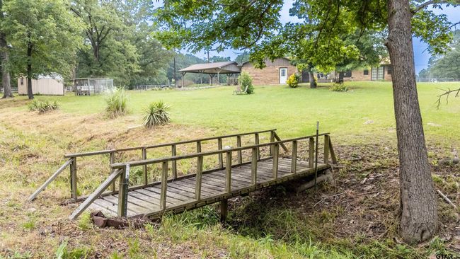 13402 County Road 1131, House other with 3 bedrooms, 2 bathrooms and null parking in Flint TX | Image 37