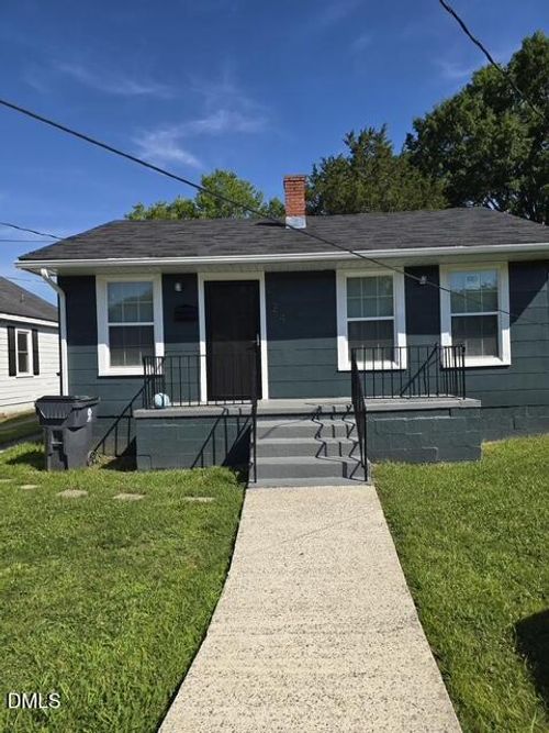 124 Sycamore St, Oxford, NC, 27565-3623 | Card Image