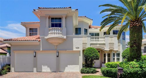 1426 Commodore Way, Hollywood, FL, 33019-5061 | Card Image