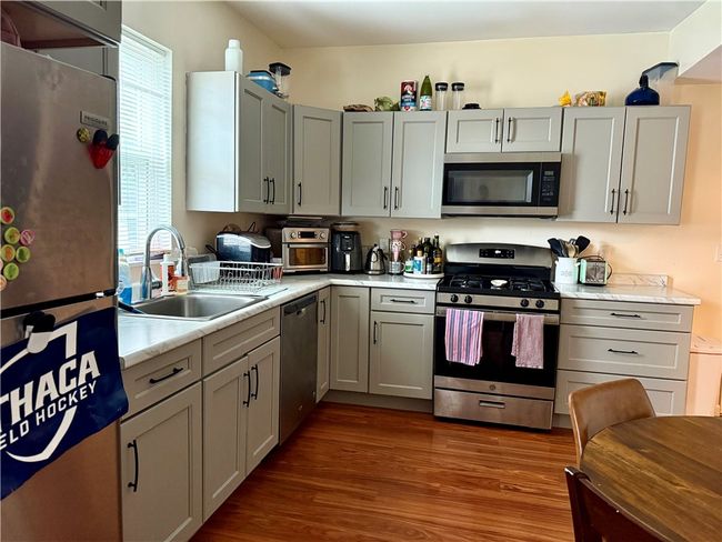 405 S Aurora Street, Home with 11 bedrooms, 5 bathrooms and null parking in Ithaca-City NY | Image 16