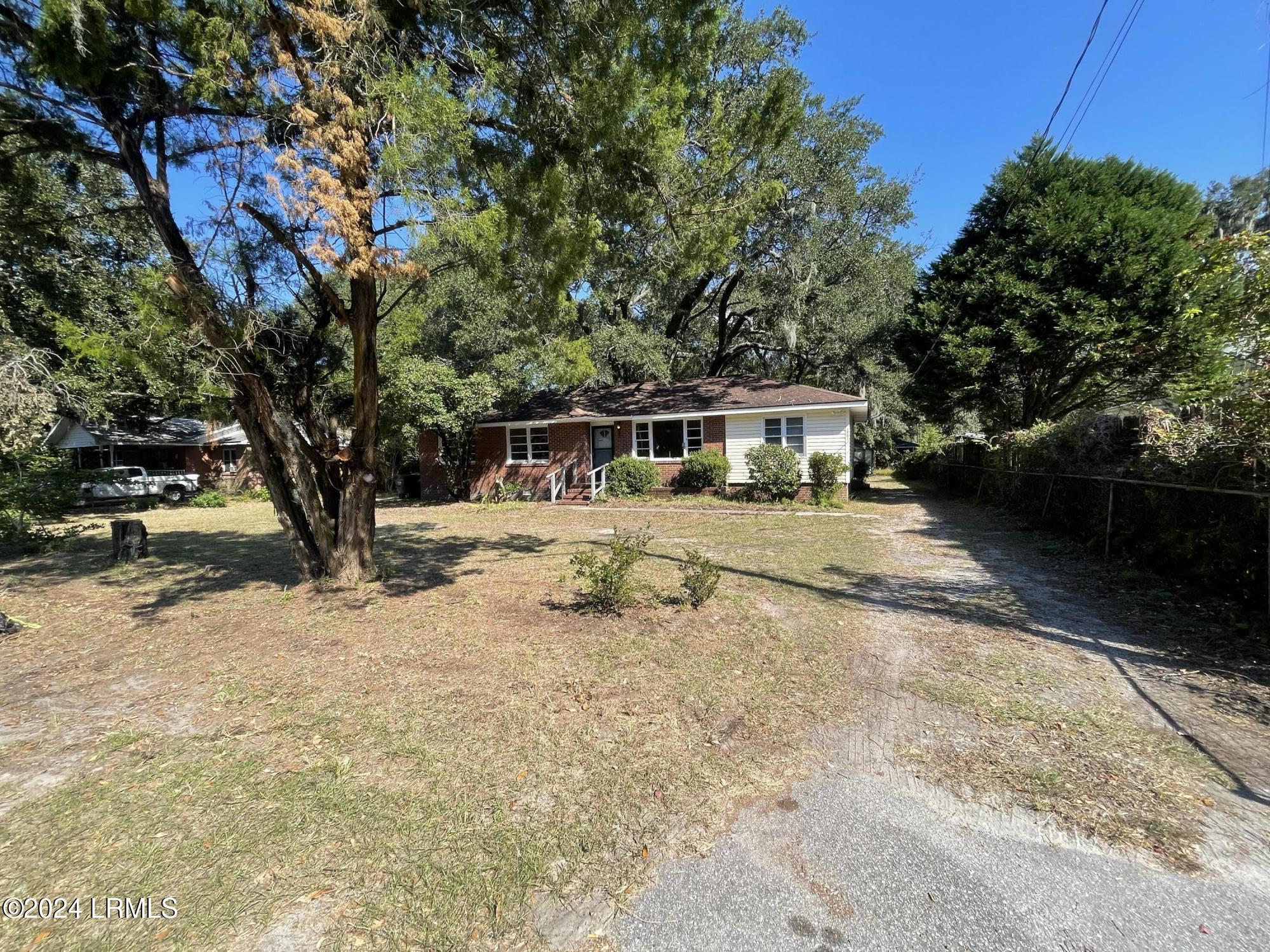 Battery Creek Rd, Beaufort, SC 29902