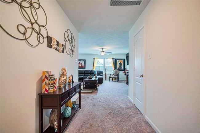 23335 Greenway Creek Ln, House other with 4 bedrooms, 3 bathrooms and 2 parking in Spring TX | Image 4