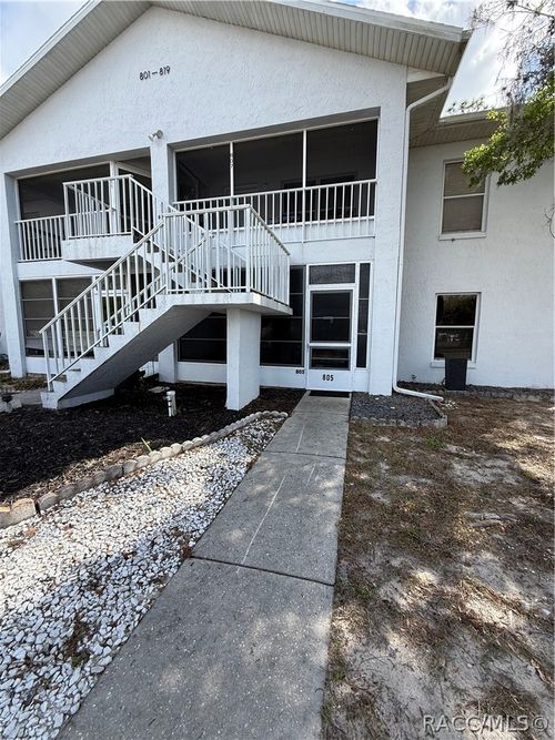 805 Mayo Dr, Crystal River, FL, 34429-9053 | Card Image
