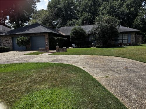10426 Willoughby Cir, Keithville, LA, 71047-9564 | Card Image