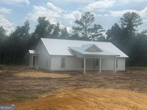 18 Red Breast Rd, Vienna, GA, 31092-8664 | Card Image