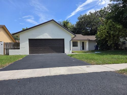 7389 Nw 48th Pl, Lauderhill, FL, 33319-3479 | Card Image