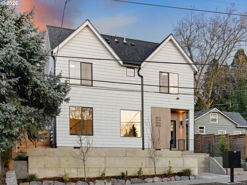 5-11078 Sw 61st Ave, Portland, OR, 97219-6771 | Card Image
